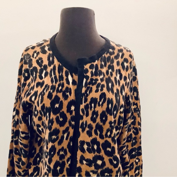 ❗️Talbots Leopard Print Cardigan MSRP $78! - Picture 3 of 8